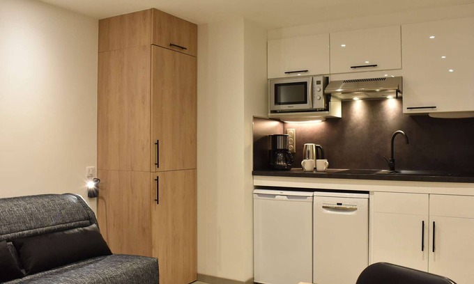 Meribel Apartamento | Estudio renovado para 2 personas, cerca de pistas y servicios en Méribel