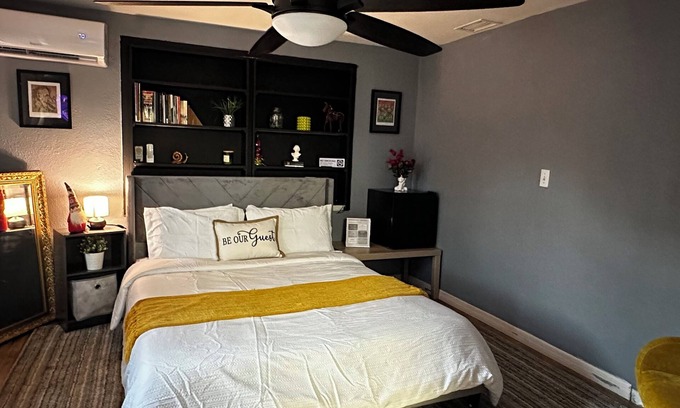 Regency Park Apartamento | COZY STUDIO FOR COUPLES