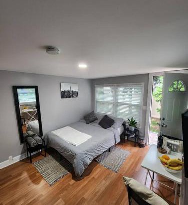 Queens Apartamento | Cozy studio in a lovely area