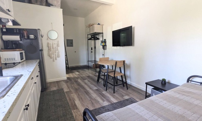 Vallejo Apartamento | Cozy studio in lovely Vallejo with WiFi access