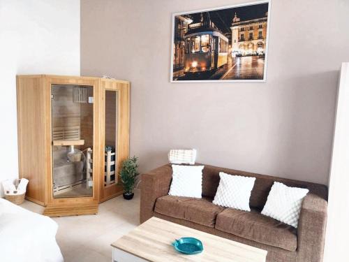 Quinta do Anjo Apartamento | Cozy studio in Quinta do Anjo 48 m² with shared sauna