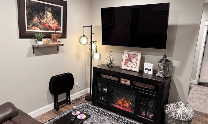 Sequim Apartamento | Cozy studio located near Marina, hiking trails & downtown Sequim. Pet friendly.