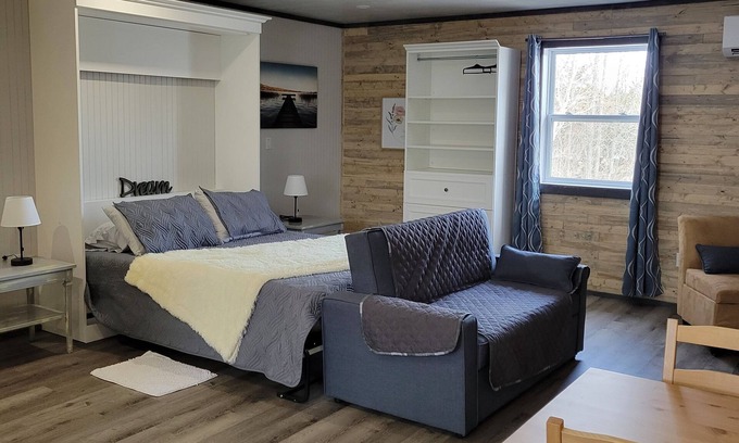 Vernon River Apartamento | Cozy Studio Suite, close to walking trail and golfing!!