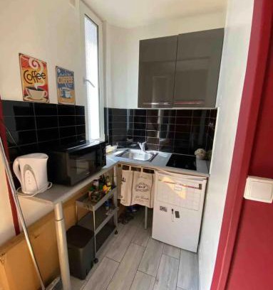L'Ile-Saint-Denis Apartamento | Cozy Studio with in paris