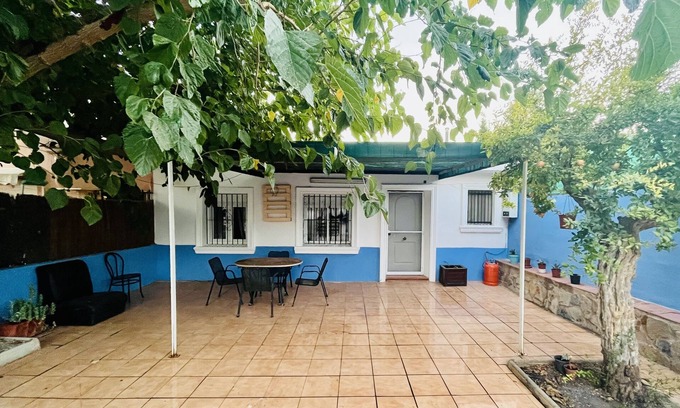 San Vicente del Raspeig Apartamento | Estudio acogedor con barbacoa, jardín y parking privado cubierto