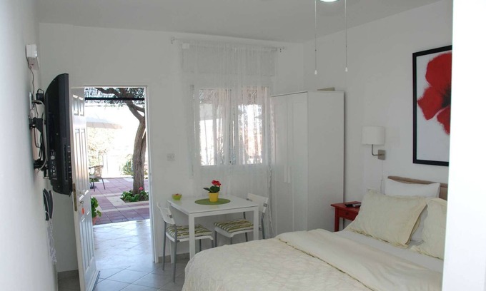 Arad Casa | Cozy Studio with Desert View