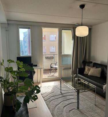 Lantinen District Apartamento | Cozy Studio with Private Sauna in a Peaceful Area