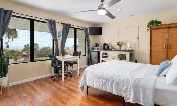 Kona Palisades Apartamento | Cozy Studio With Relaxing Ocean Views