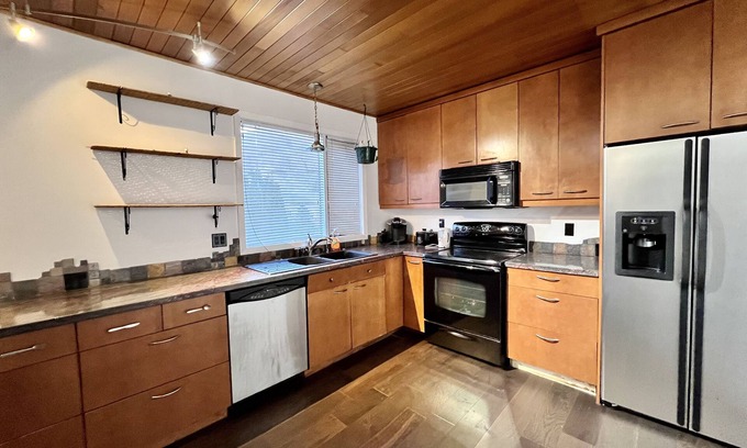 Kamloops Casa | Cozy style house