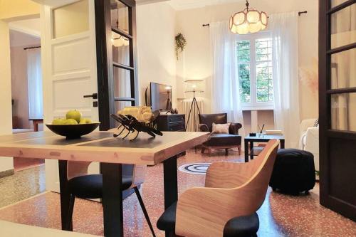 Athens Apartamento | COZY Stylish Apt., 800m to METRO, 2min to Highway
