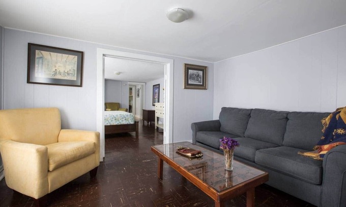 Bayou St. John Cama Y Desayuno | Cozy Suite on Bayou St John