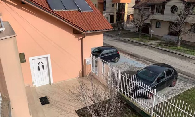 Calea Sever Bocu Apartamento | Cozy, sunny apartment with large balcony