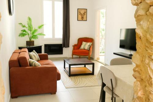 Riou - Petit Juas - Av de Grasse Apartamento | Cozy T2 Riviera apartment