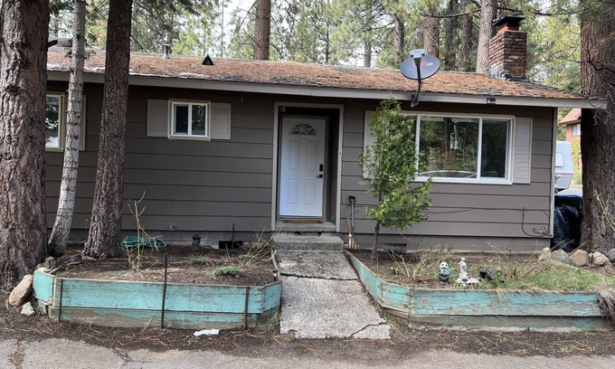 Incline Village Cabaña | Cozy Tahoe Cottage