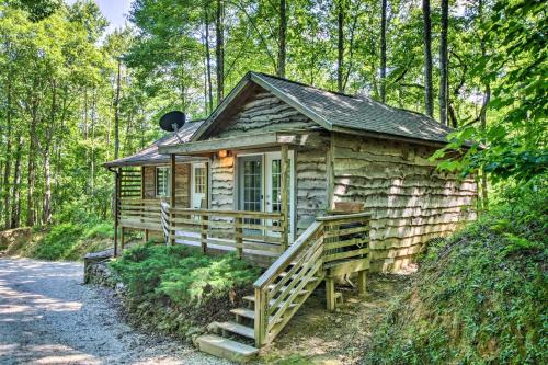 Stecoah Casa | Cozy The Woodshop Cabin with Deck and Forest Views!