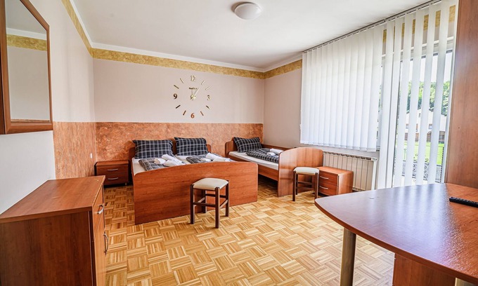Trnovska Casa | Cozy Triple Room with Balcony at Siva čaplja