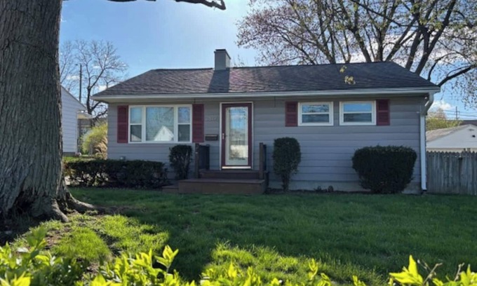 Kettering Casa | Cozy,updated home in Dayton, OH