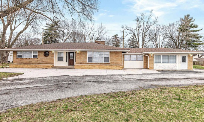 Indianapolis Casa | Cozy Updated Home on Indy's Southside