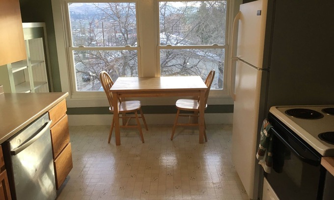 Wenatchee Apartamento | Acogedor nivel superior 2 cama Apt. - El centro de Wenatchee