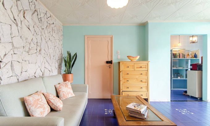 Barro Preto Apartamento | Cozy Urban Retreat in the heart of Belo Horizonte.Spacious, big balcony and sun!