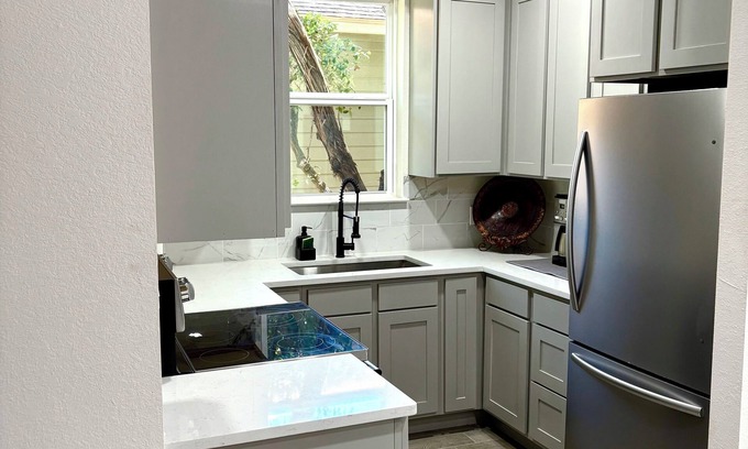 San Antonio Apartamento | Cozy urban oasis