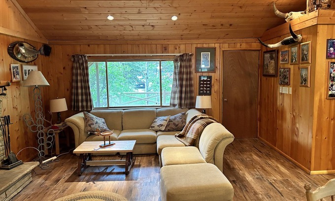 Kamas Cabina | Cozy Utah Cabin
