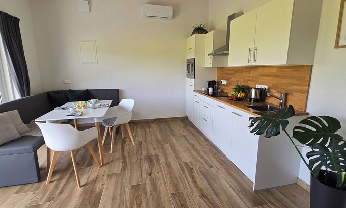 Aislingen Apartamento | Cozy vacation apartment (30sqm) with garden, terrace and air conditioning
