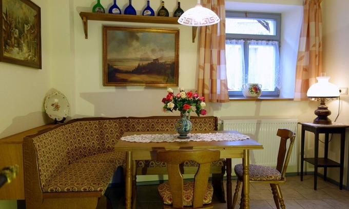 Sommerach Apartamento | Cozy vacation apartment (60sqm) for up to 4 people with kitchenette
