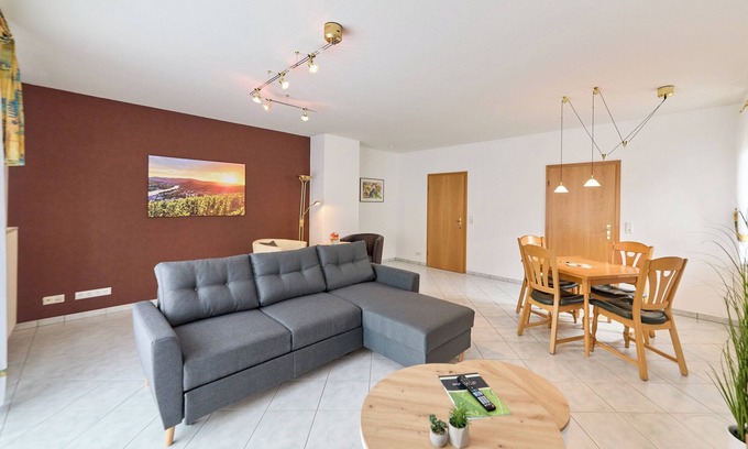 Lieser Apartamento | Cozy vacation apartment Heldensicht in the guest house Binz-Meyer in Lieser