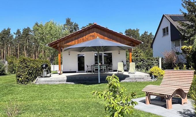 Zossen Casa | Cozy vacation home not far from Berlin & Potsdam with 900sqm private garden