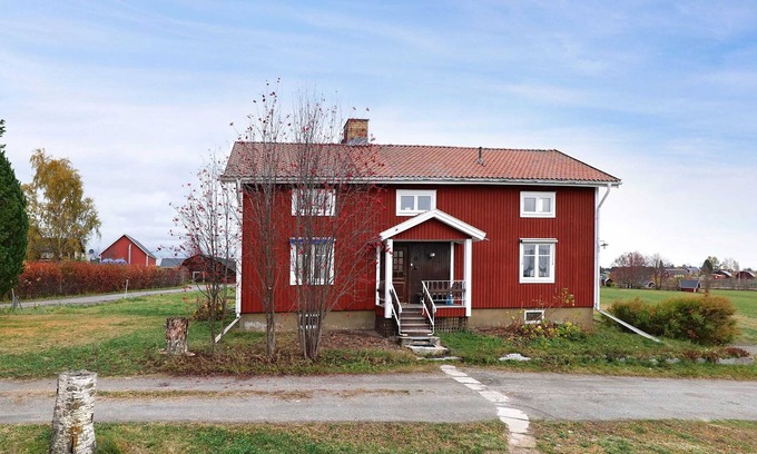 Ojebyn Casa | Cozy vintage home for work stays
