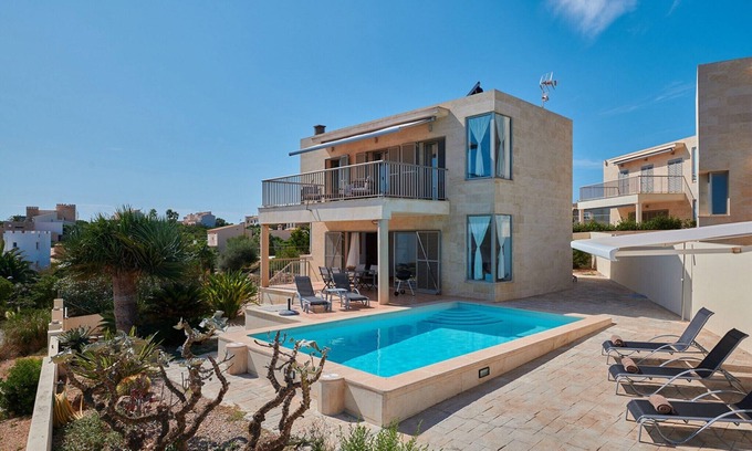 Cala Murada Villa | Acogedora Vista Mar Azul en Cala Murada