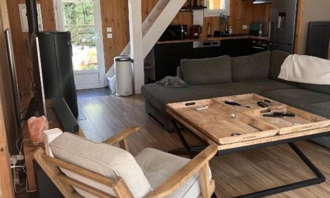 Le Porge Chalet De Esquí | Cozy-warm chalet by the sea with a great location. Switch off, feel good.