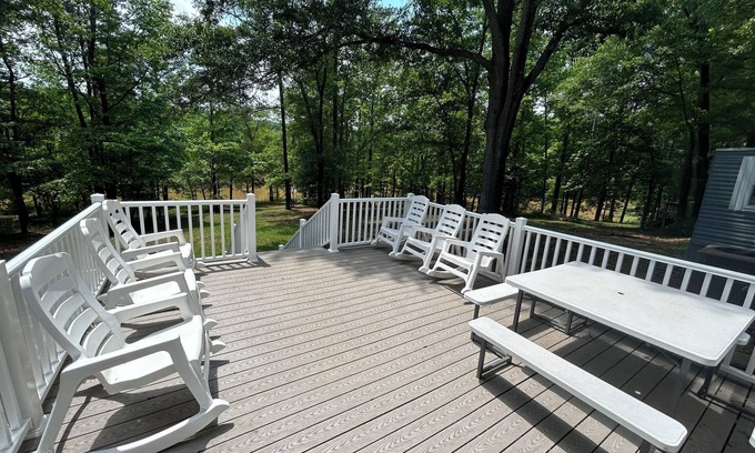 Anderson Casa | Cozy waterfront property near Hartwell lake.