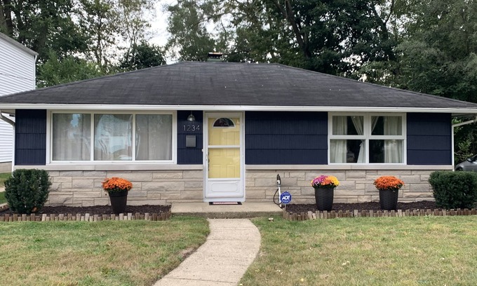 Keller Park Casa | Cozy, well stocked guest home ready for your stay!
