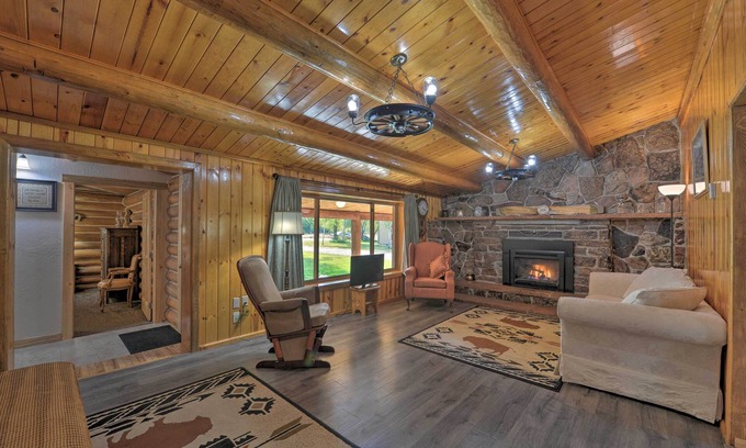 Pinedale Casa | Cozy WY Home: Rivers, Lakes, Mountains, Wildlife