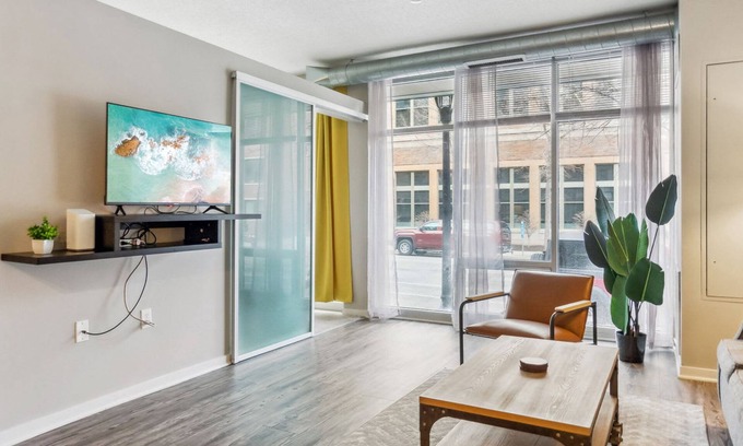 Mill District Apartamento | Cozysuites Mill District Pool gym 02