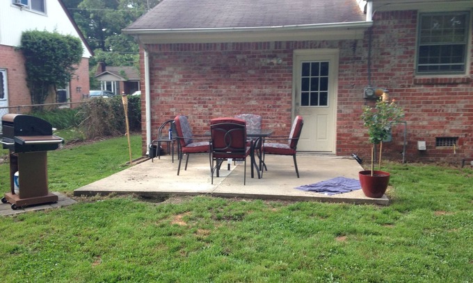 North Newport News Casa | Acogedora casa en alquiler en Denbigh