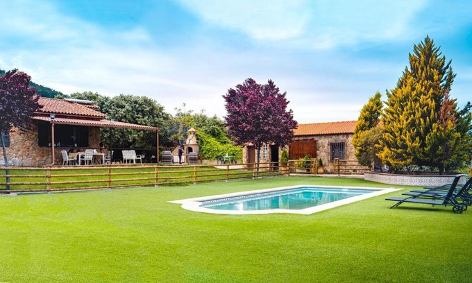 Fuenlabrada de los Montes Casa | CR El Portezuelo Boutique Experience