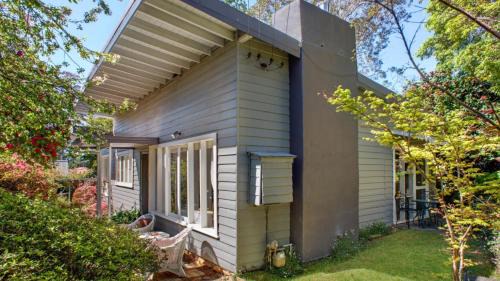 Wentworth Falls Casa | Crabapple Southside Mountain Cottage Pet Friendly