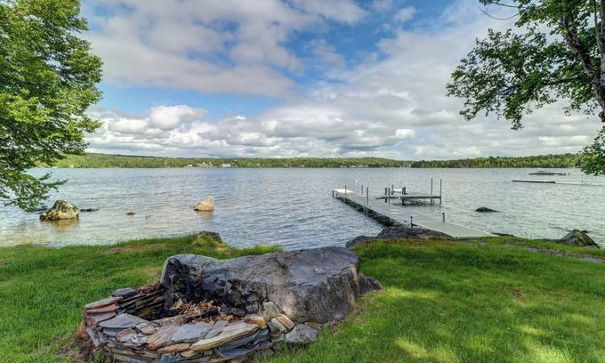 Greenville Casa | Craft Bear Cabin - Lakeside Luxury - Pet-friendly & Perfect for Large Families