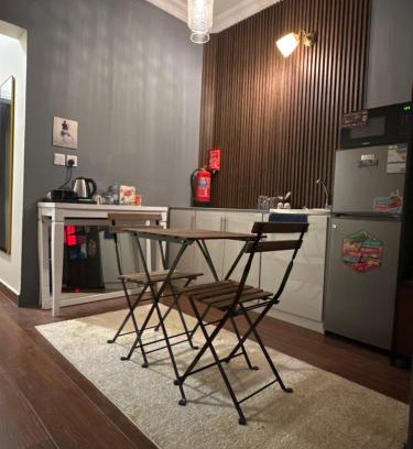 Mizail Apartamento | CRAFT LOFT- Walnut 335