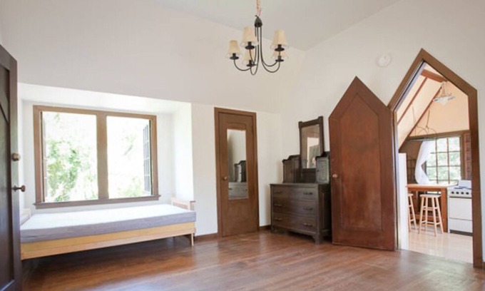 North Berkeley Apartamento | Craftsman architectural landmark home North Berkeley near UC