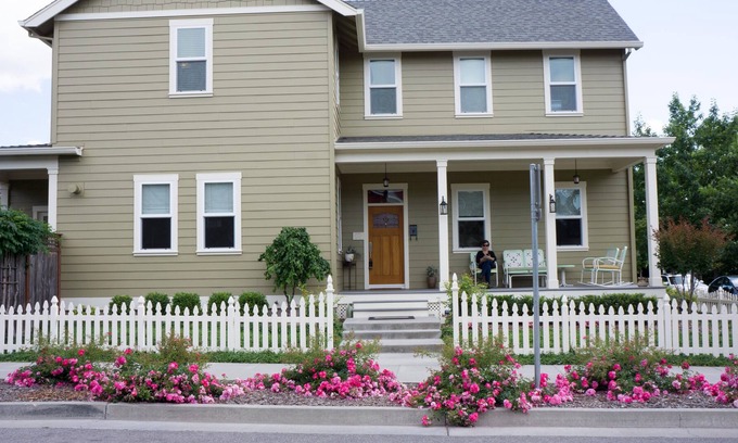 Chico Casa | Casa estilo Craftsman de 4 habitaciones y 3 baños