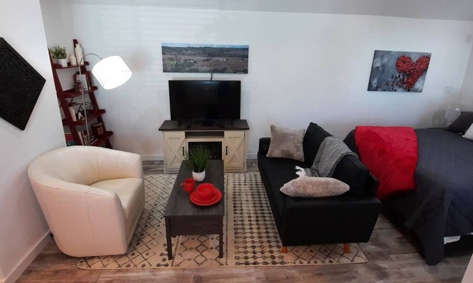Grayland Cabaña | "Cranberry Cottage" Studio by the Beach