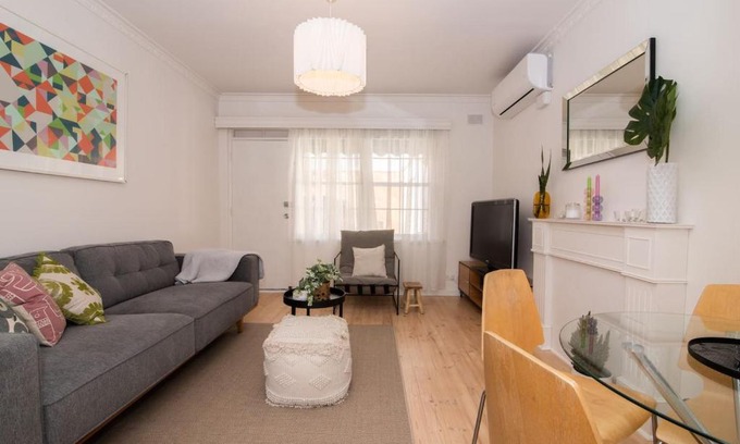 Millswood Casa | Cranbrook Courtyard - A Sunny City-fringe Retreat