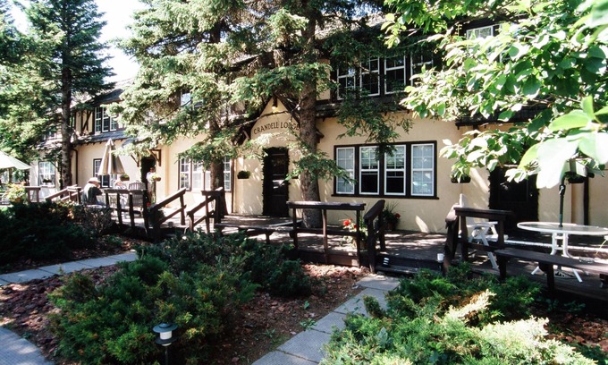 Waterton Park Cabina | Crandell Mountain Lodge
