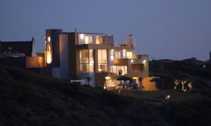 De Kelders Casa | Crayfish Lodge Sea & Country Guest House