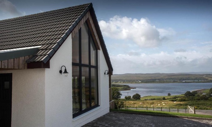 Eyre Casa | Creag Moine Luxury Self Catering