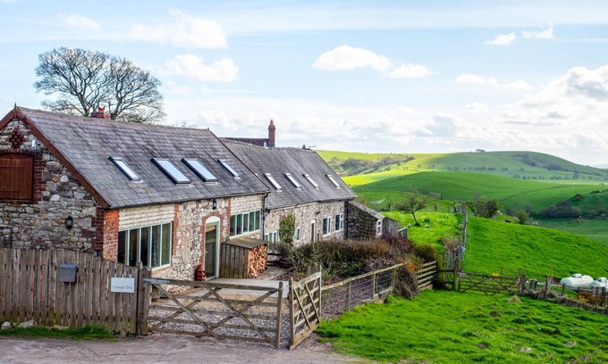 Pontesbury Cabaña | Creagh Dhu, RATLINGHOPE